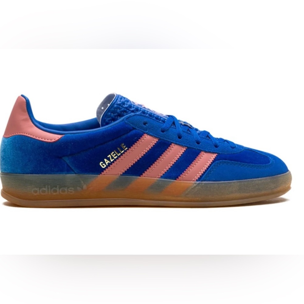 RARE! NWOT ADIDAS Gazelle Indoor "Velvet Pack- Blue" Sneakers
Size 8.5 (unisex)